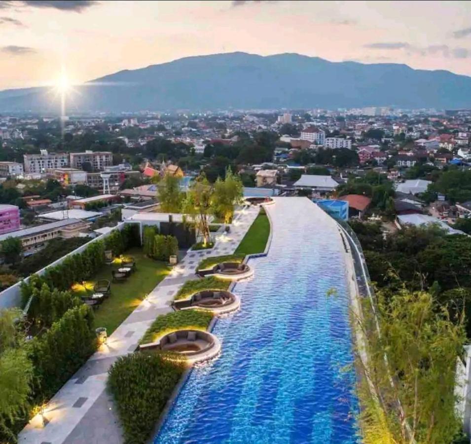 Апартаменты The Astra Sky River Chiangmai_Sky Pool_Old City Чиангмай Экстерьер фото