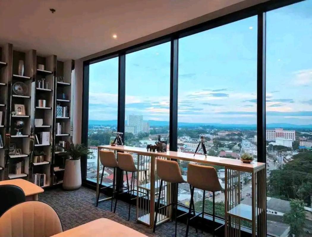 Апартаменты The Astra Sky River Chiangmai_Sky Pool_Old City Чиангмай Экстерьер фото